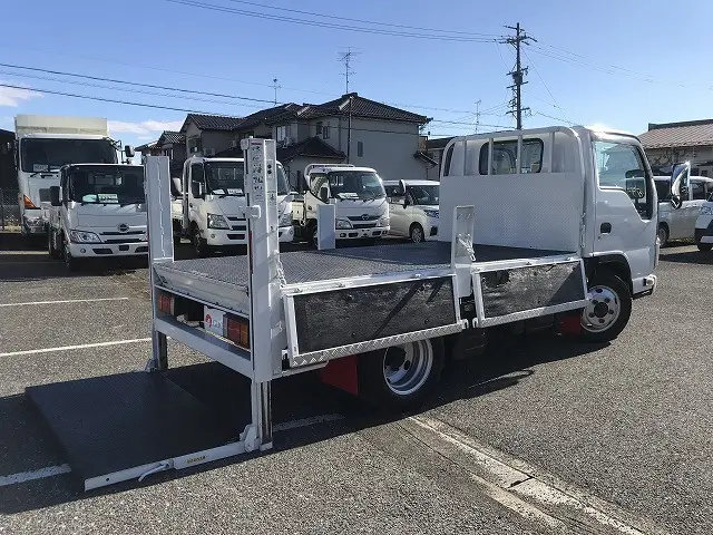 いすゞ エルフ TPG-NHS85AN(4WD)の写真13