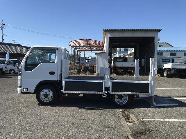 いすゞ エルフ TPG-NHS85AN(4WD)の写真14