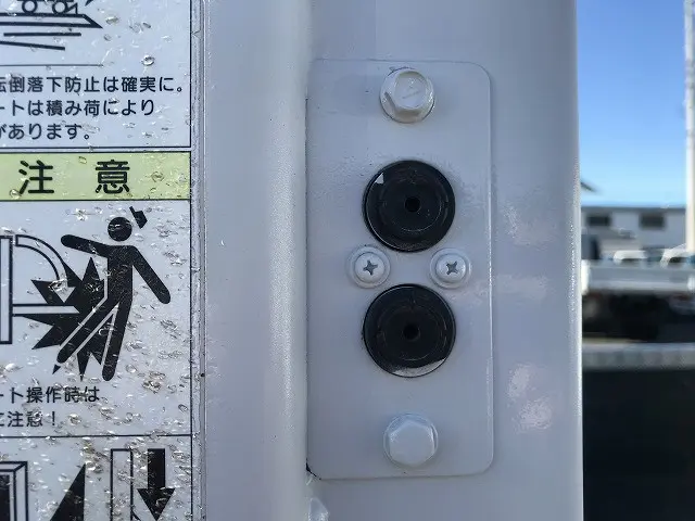 いすゞ エルフ TPG-NHS85AN(4WD)の写真39