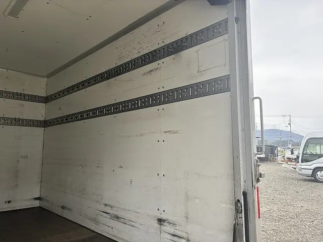 いすゞ エルフ TKG-NHR85ANの写真29