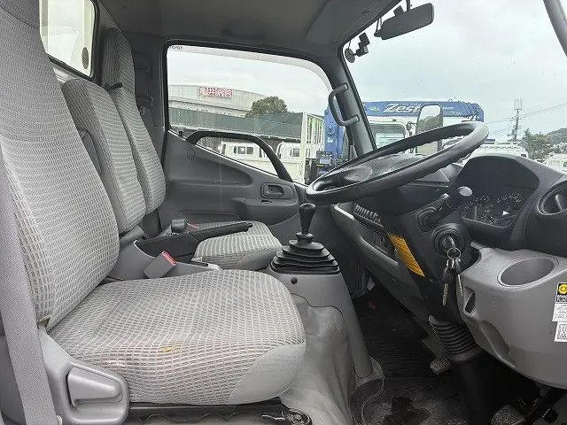 トヨタ ダイナ ABF-TRY220(2WD)の写真22