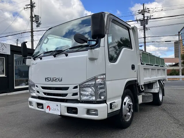 いすゞ エルフ 2RG-NKR88AD(2WD)の写真9