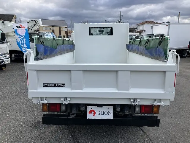 いすゞ エルフ 2RG-NKR88AD(2WD)の写真14