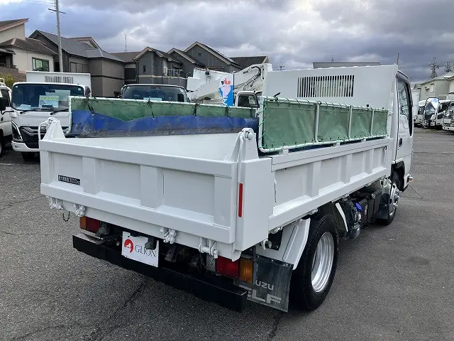 いすゞ エルフ 2RG-NKR88AD(2WD)の写真15