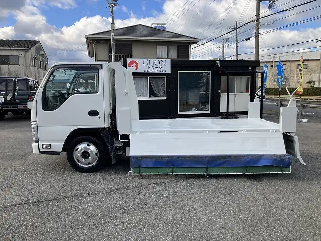 いすゞ エルフ 2RG-NKR88AD(2WD)の写真18