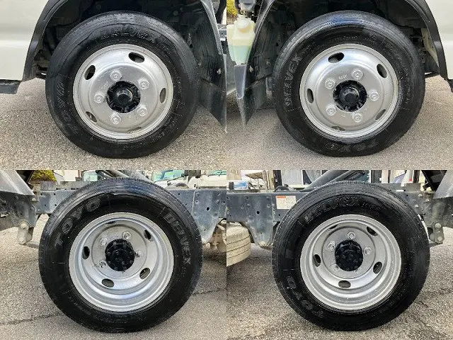 いすゞ エルフ 2RG-NKR88AD(2WD)の写真33