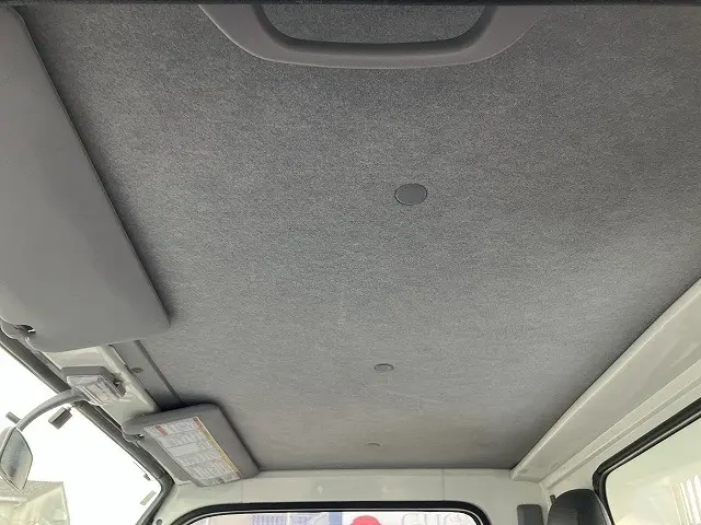 いすゞ エルフ 2RG-NKR88AD(2WD)の写真46