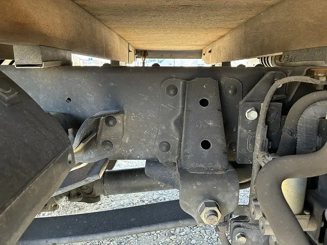 いすゞ エルフ 2RG-NLR88AR(2WD)の写真42