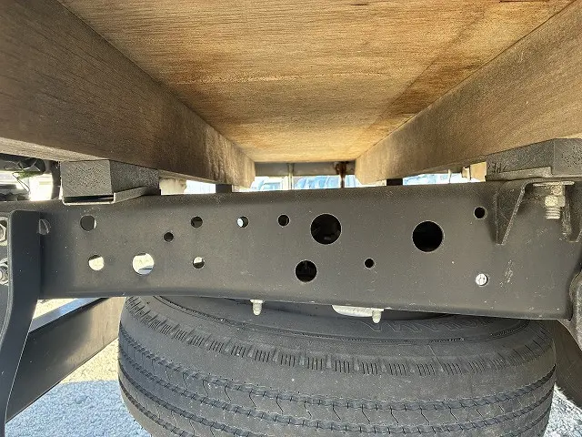 いすゞ エルフ 2RG-NLR88AR(2WD)の写真43