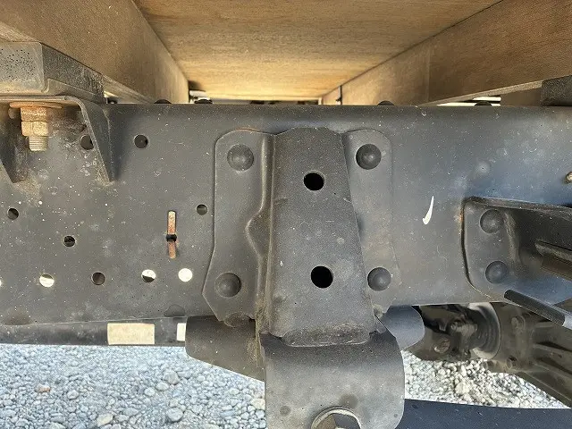 いすゞ エルフ 2RG-NLR88AR(2WD)の写真47