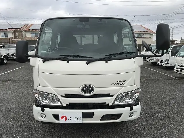 トヨタ ダイナ 2KG-XZU685(2WD)の写真2