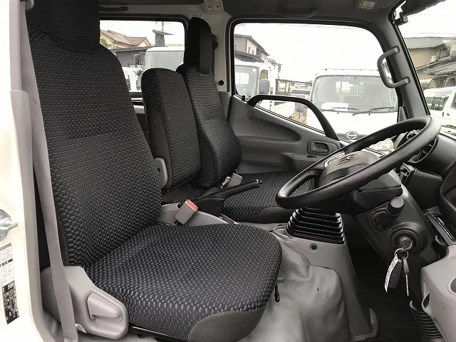 トヨタ ダイナ 2KG-XZU685(2WD)の写真32