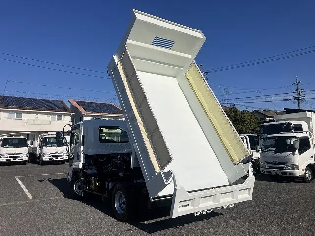 いすゞ フォワード 2PG-FRR90S3(2WD)の写真6