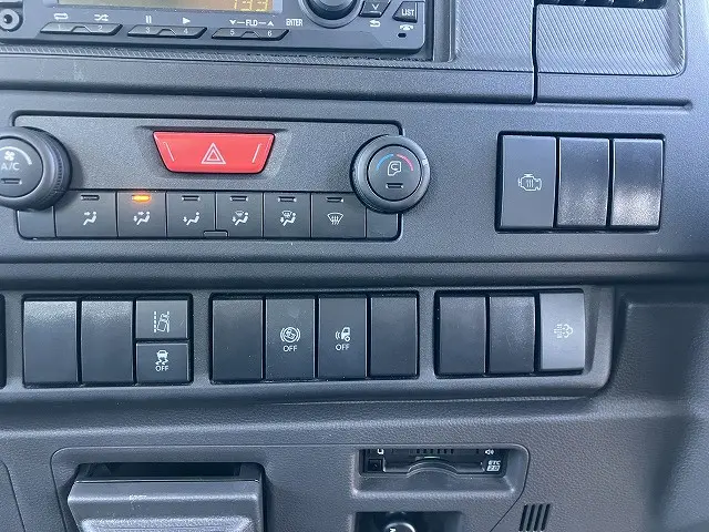 いすゞ フォワード 2PG-FRR90S3(2WD)の写真31