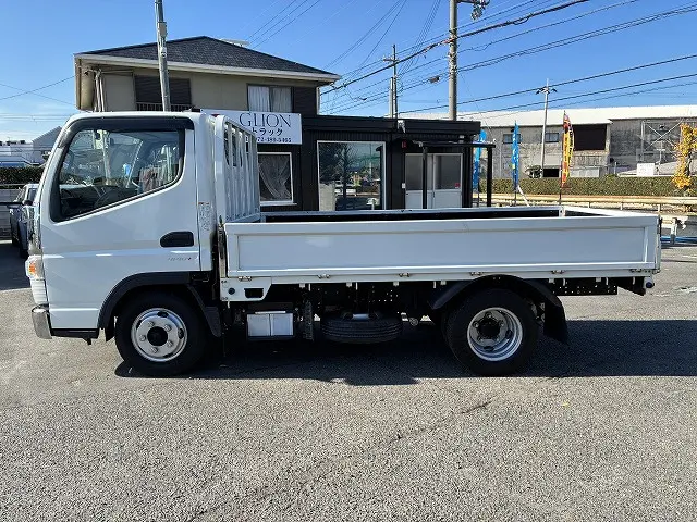 三菱 キャンター 2RG-FBA20(2WD)の写真4