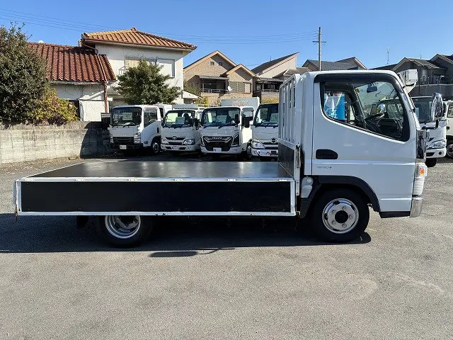 三菱 キャンター 2RG-FBA20(2WD)の写真12