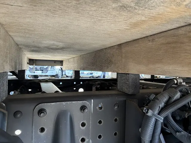 三菱 キャンター 2RG-FBA20(2WD)の写真20