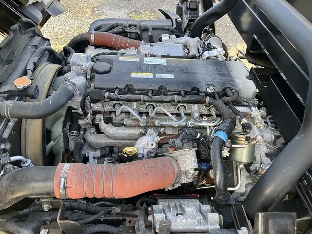 いすゞ エルフ 2RG-NPR88AN(2WD)の写真14