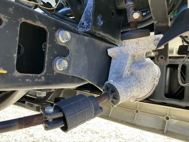 いすゞ エルフ 2RG-NPR88AN(2WD)の写真20