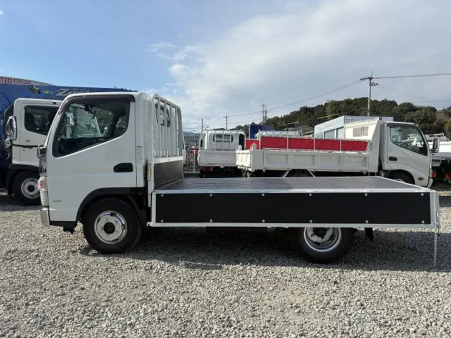 三菱 キャンター TPG-FDA00(4WD)の写真11