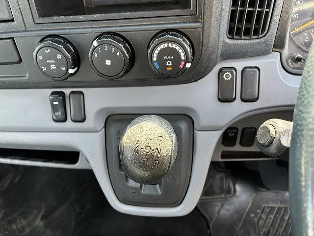 三菱 キャンター TPG-FDA00(4WD)の写真34
