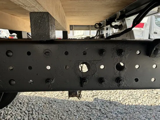 三菱 キャンター TPG-FDA00(4WD)の写真44