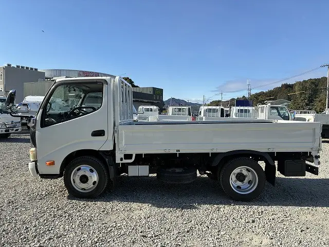 トヨタ トヨエース TKG-XZU605(2WD)の写真4