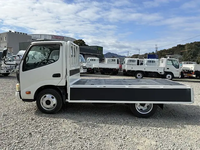 トヨタ トヨエース TKG-XZU605(2WD)の写真11