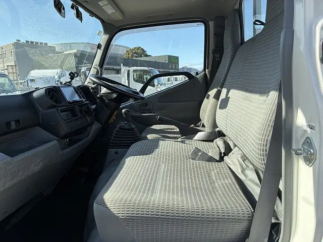 トヨタ トヨエース TKG-XZU605(2WD)の写真31