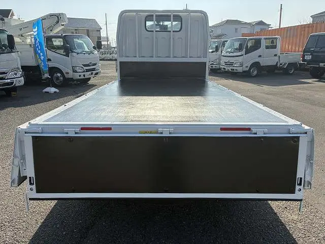 三菱 キャンター TPG-FDA00(4WD)の写真14