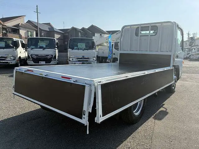 三菱 キャンター TPG-FDA00(4WD)の写真15