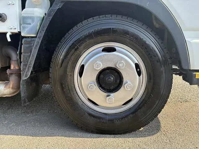 三菱 キャンター TPG-FDA00(4WD)の写真33