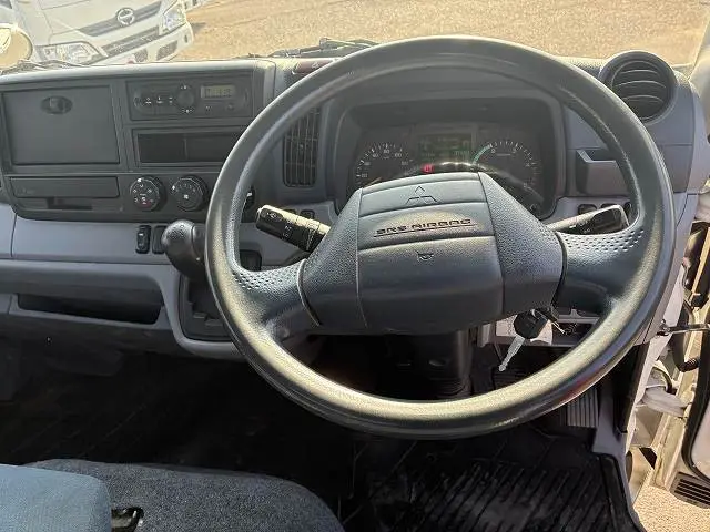 三菱 キャンター TPG-FDA00(4WD)の写真40