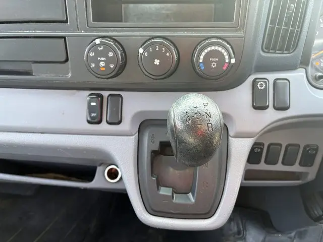 三菱 キャンター TPG-FDA00(4WD)の写真47