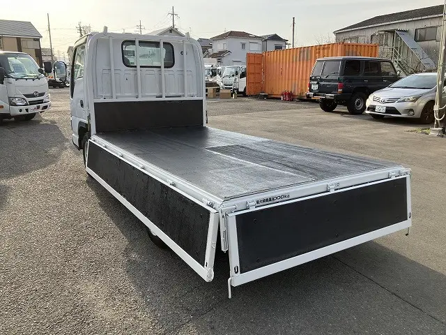 いすゞ エルフ KR-NHR69(2WD)の写真13