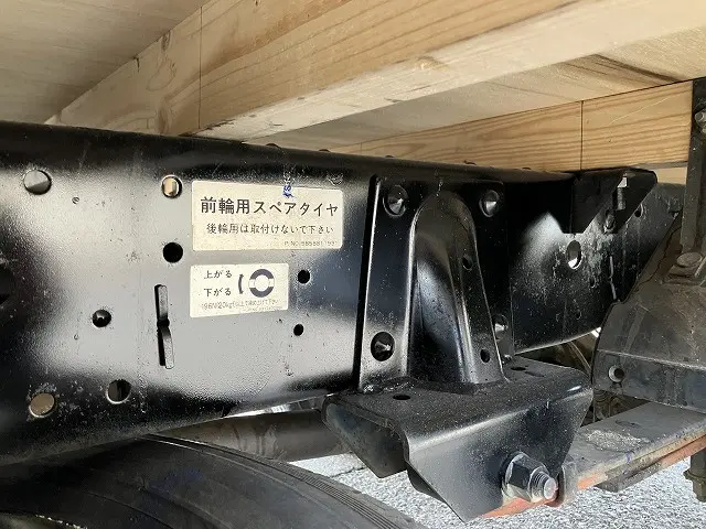 いすゞ エルフ KR-NHR69(2WD)の写真32