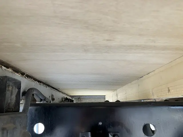 いすゞ エルフ KR-NHR69(2WD)の写真35