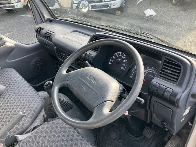 いすゞ エルフ KR-NHR69(2WD)の写真36