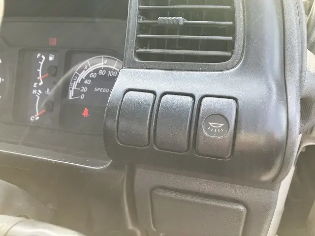 いすゞ エルフ KR-NHR69(2WD)の写真37