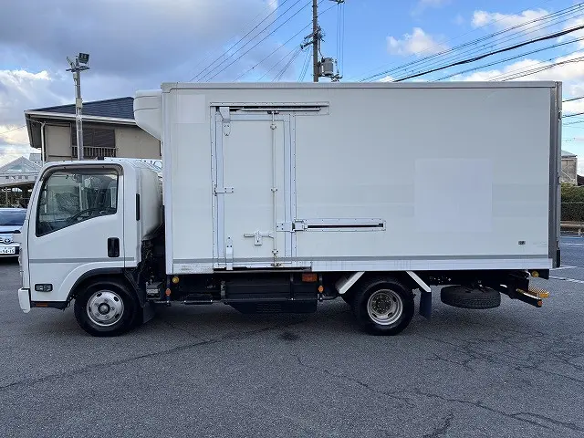 いすゞ エルフ TSG-NPR85AN(2WD)の写真4