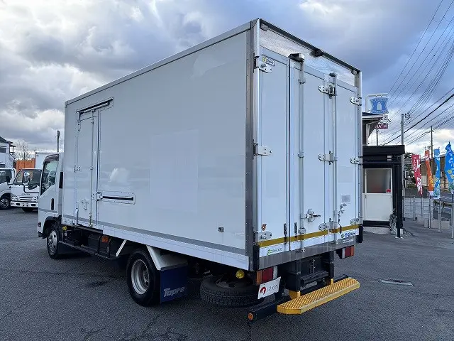 いすゞ エルフ TSG-NPR85AN(2WD)の写真6