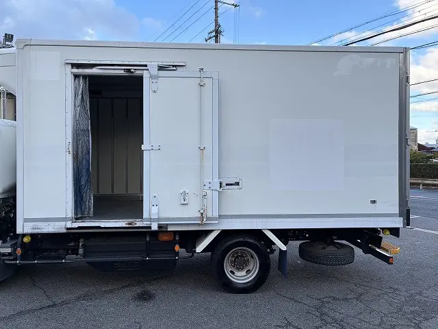 いすゞ エルフ TSG-NPR85AN(2WD)の写真9