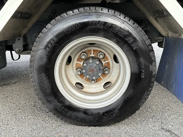 いすゞ エルフ TSG-NPR85AN(2WD)の写真25