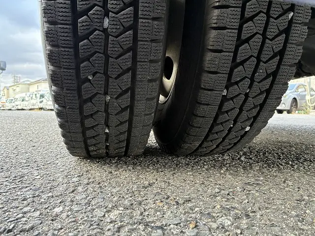 いすゞ エルフ TSG-NPR85AN(2WD)の写真26