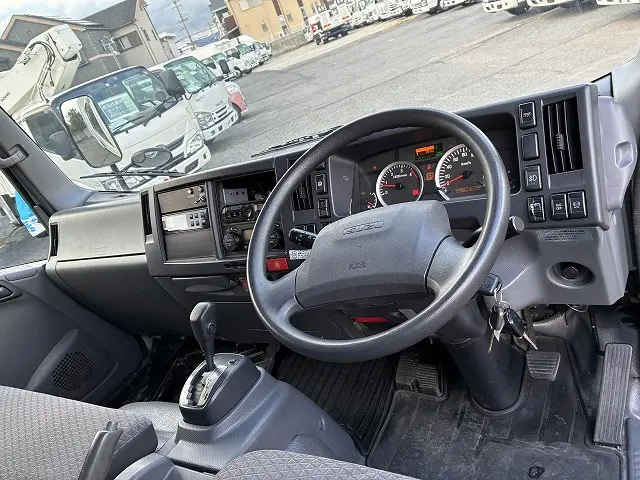 いすゞ エルフ TSG-NPR85AN(2WD)の写真33