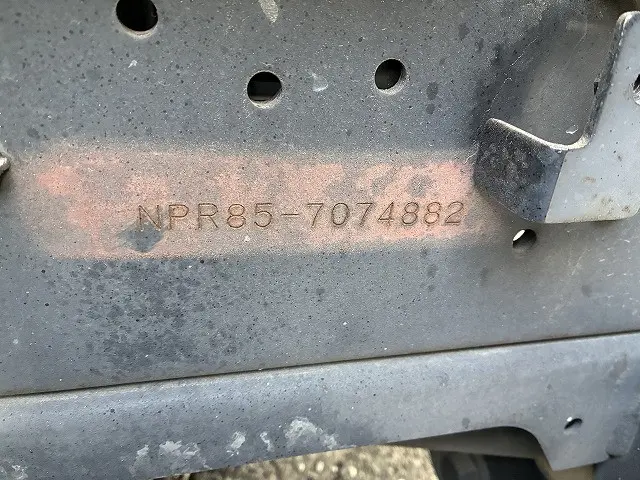 いすゞ エルフ TSG-NPR85AN(2WD)の写真47