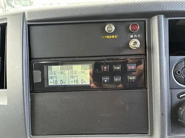 いすゞ エルフ TSG-NPR85AN(2WD)の写真49