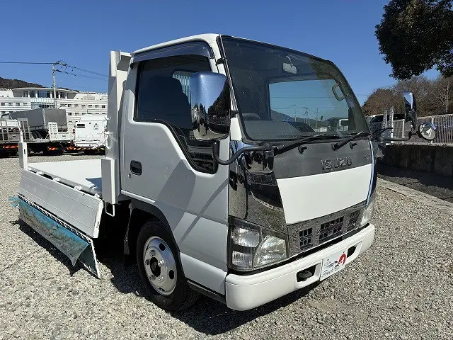 いすゞ エルフ PB-NKR81AD(2WD)の写真34