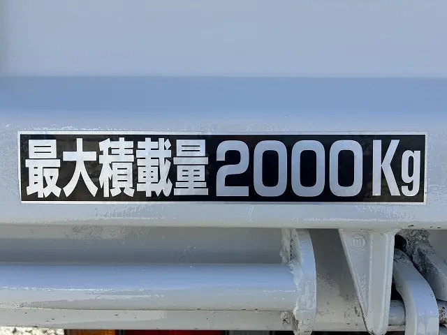 いすゞ エルフ PB-NKR81AD(2WD)の写真42
