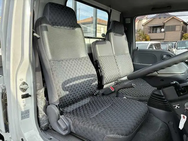 マツダ タイタン PB-LKR81A(2WD)の写真37